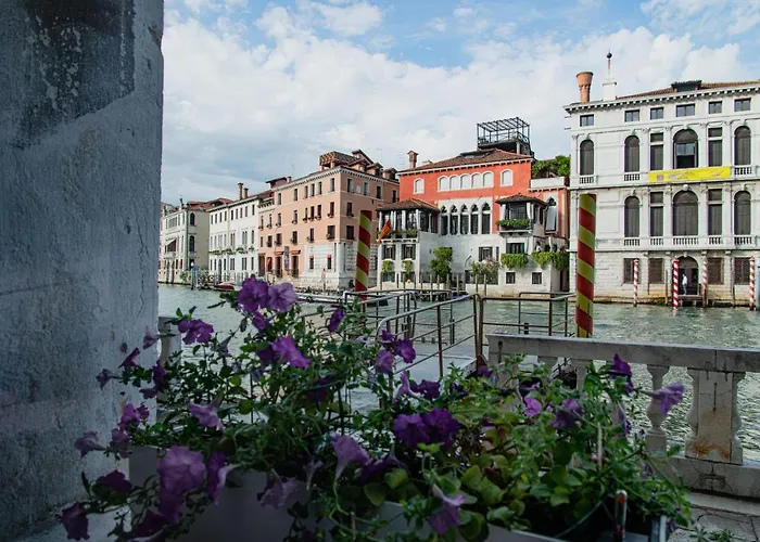 Apartment Luxury On The Gran Canal With Wonderful View